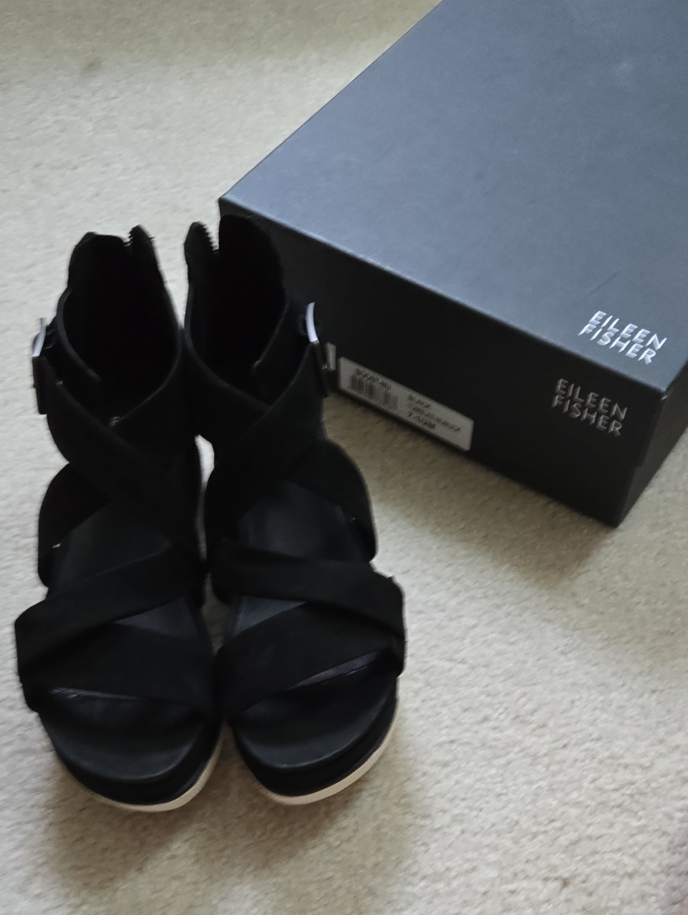 Eileen fisher sandal. Not used. - Picture 7 of 9